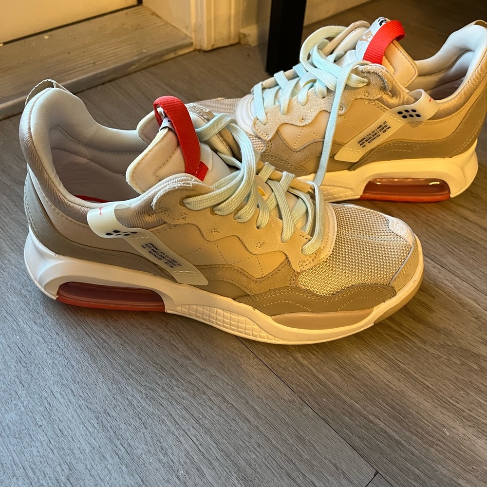Nike Jordan MA2